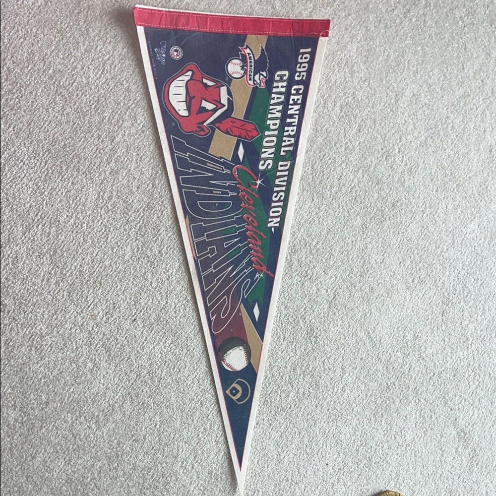 Cleveland Indians | 1995 Central Division Champions Fan Flag ❤️🤍💙